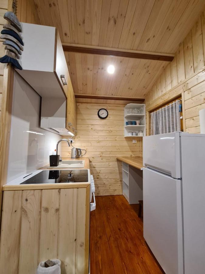 Siedlisko Nr 4A Nad Jeziorem Skarlinskim, Jezioro, Mazury, Domki Letniskowe Kurzetnik Exterior photo